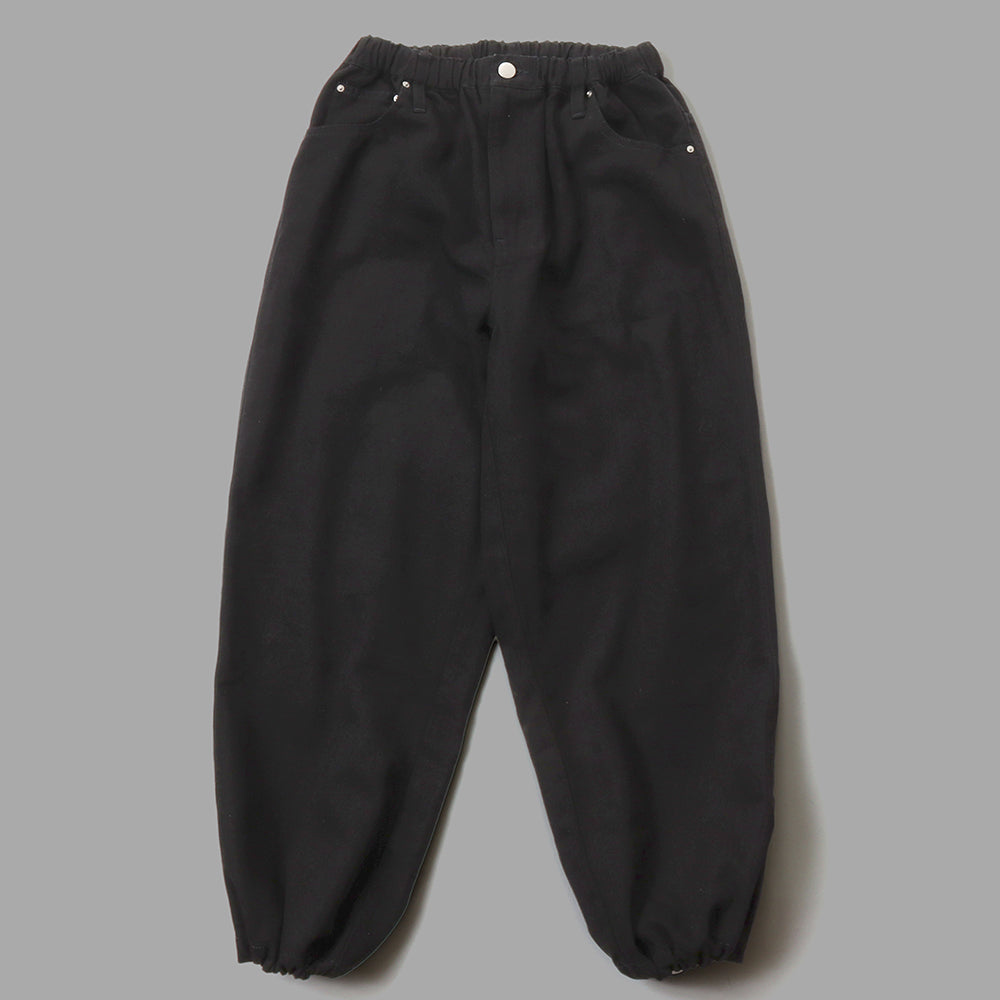 BLACKのDrawcord Easy Wide Denimの商品画像 10