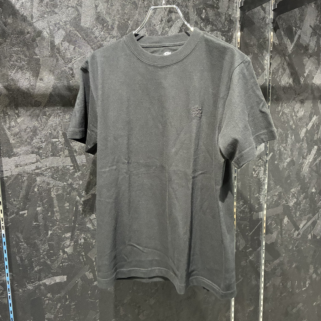 Solid Heptagram Tee
