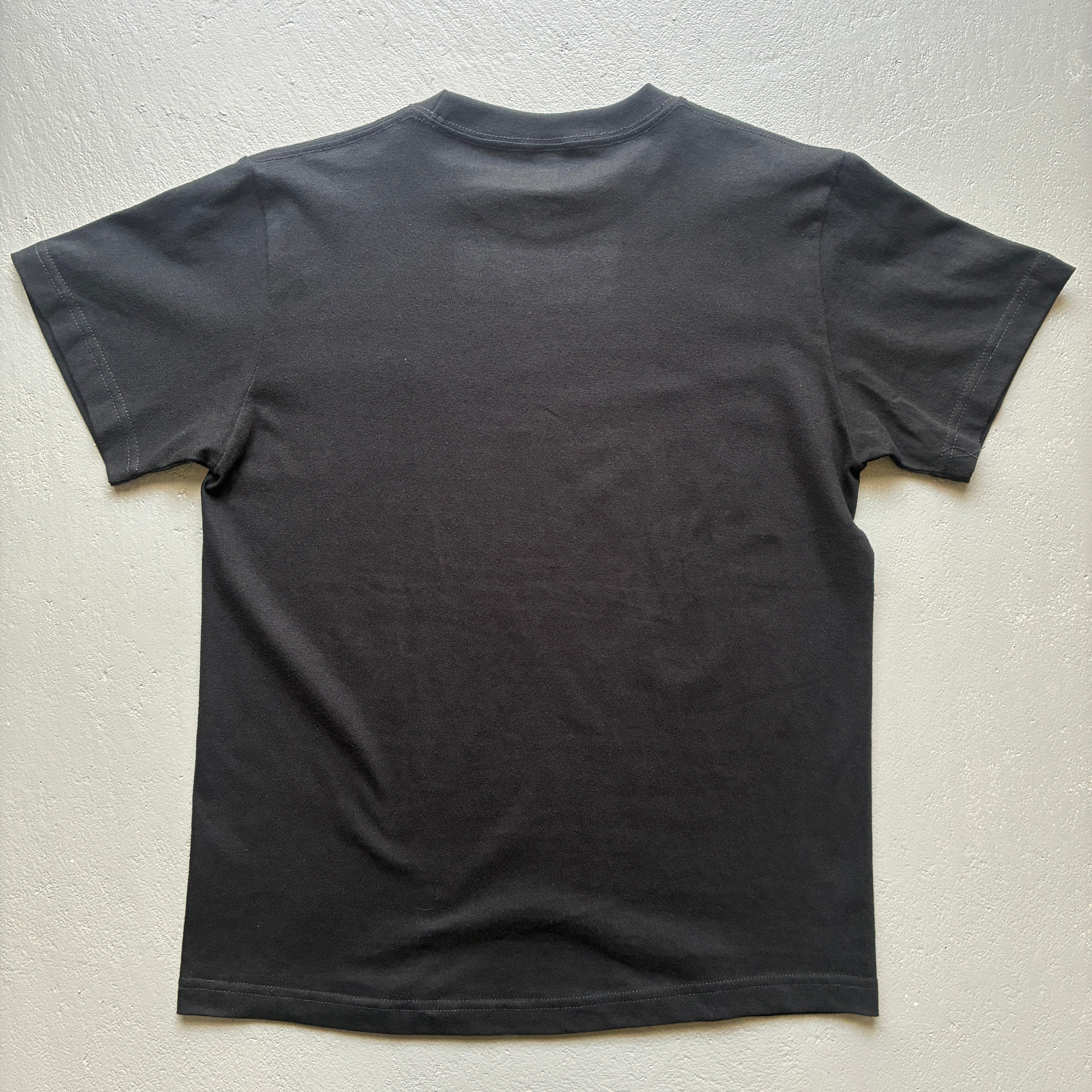 Solid Heptagram Tee