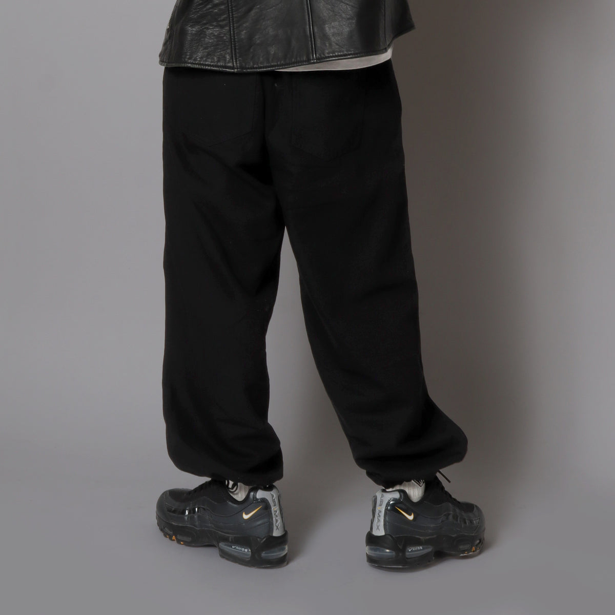 BLACKのDrawcord Easy Wide Denimの商品画像 3